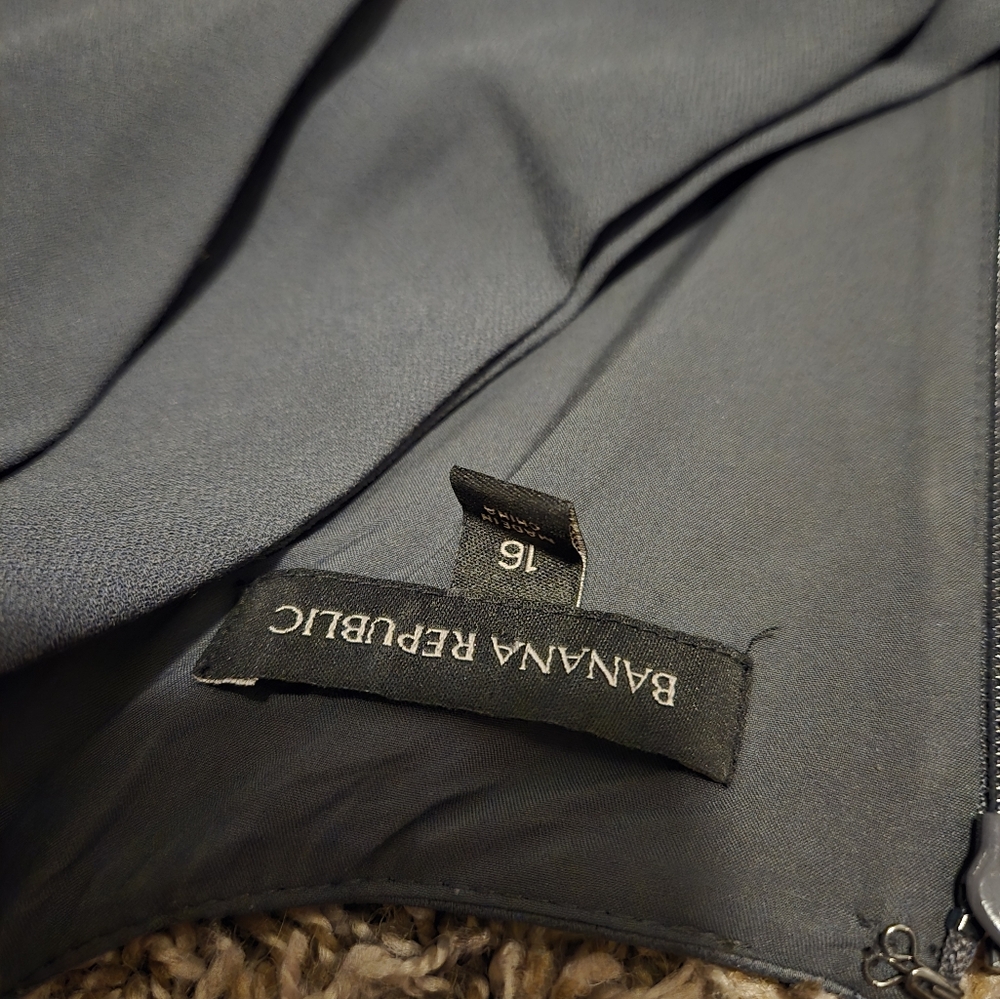 Size 16 banana republic gray dress